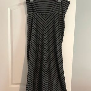 Old Navy Maternity Maxi Skirt